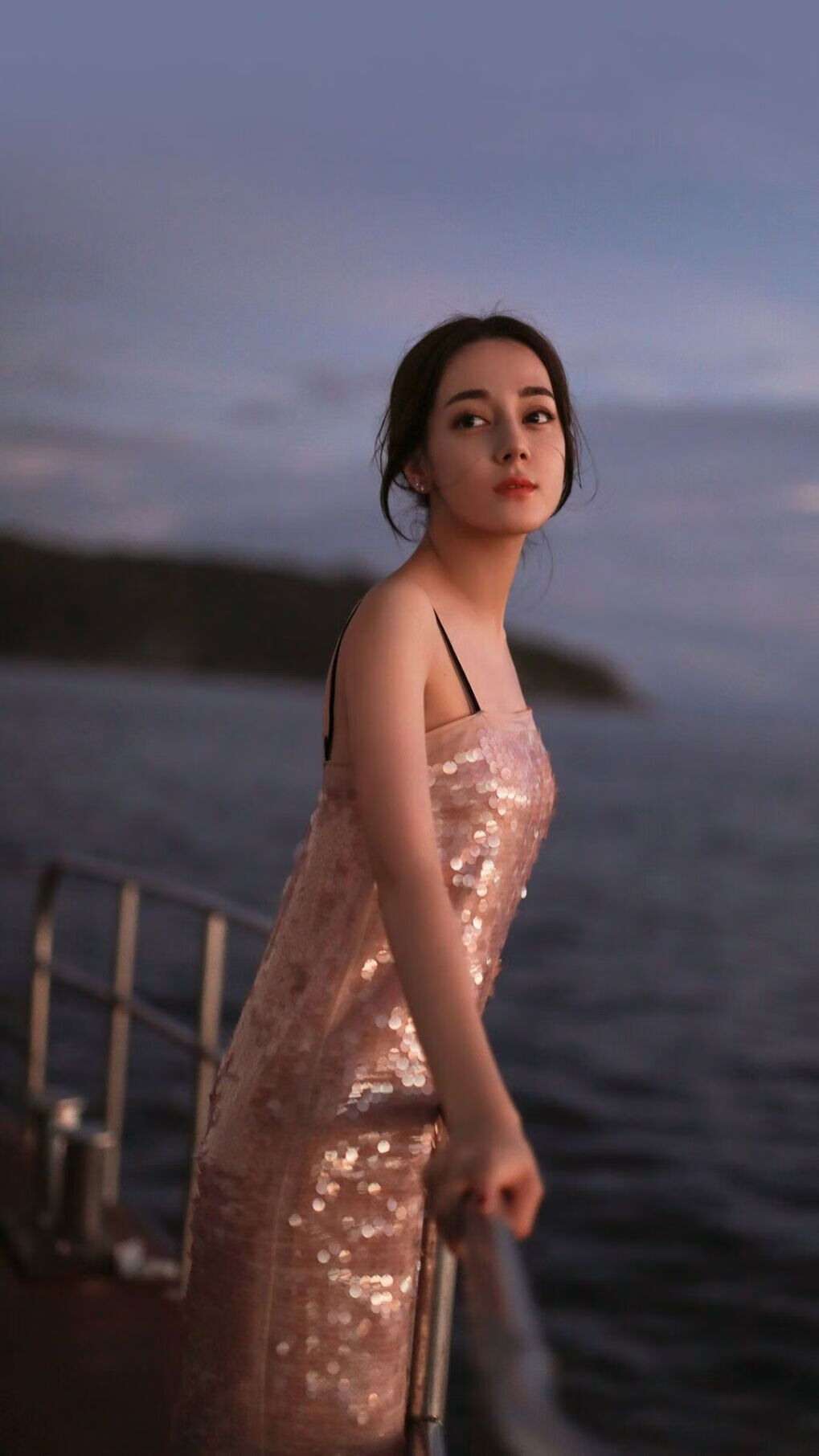 开云kaiyun-_魔术队追逐梦想，不断迈向高峰_，魔术队魔术师