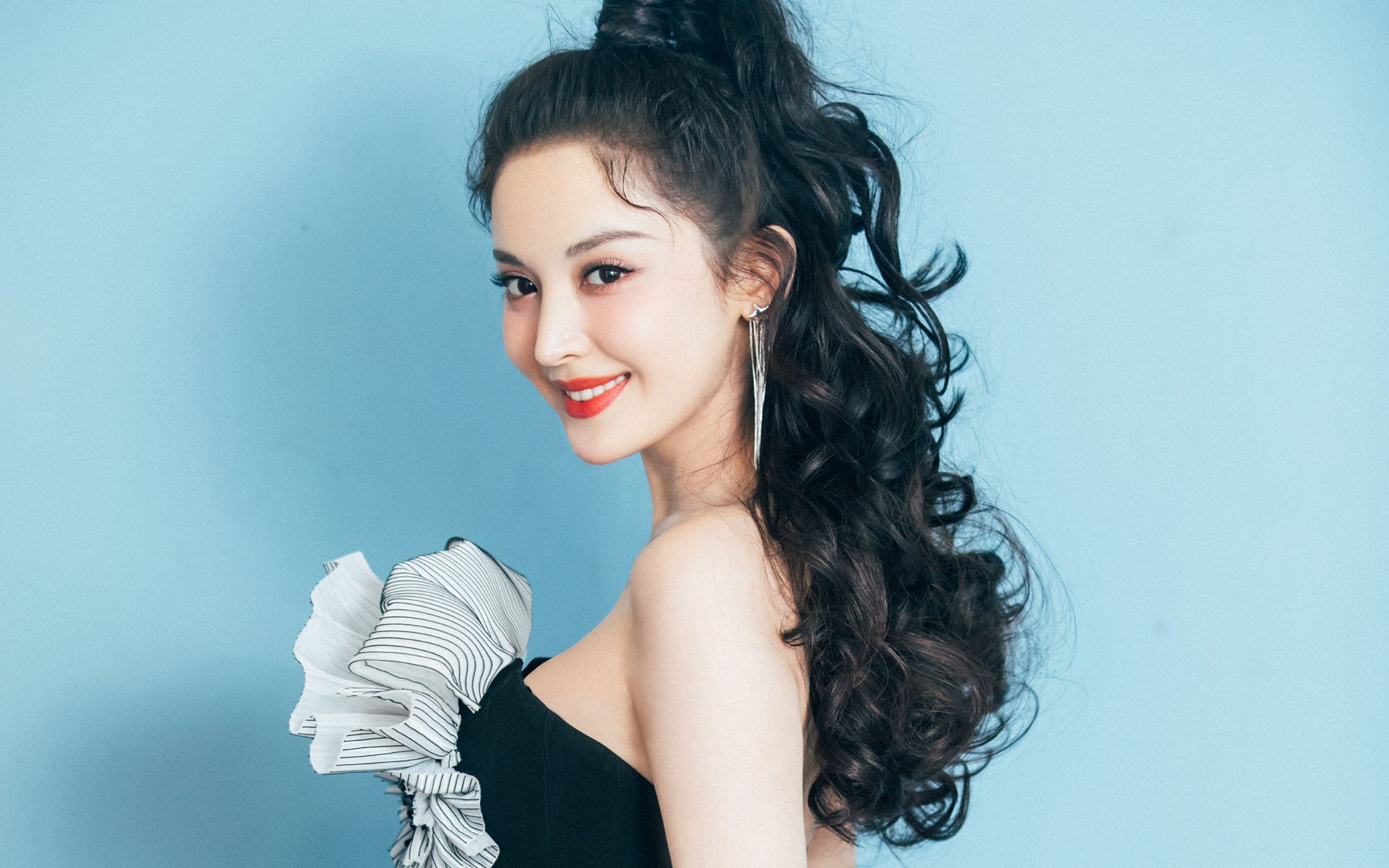 AYX体育官网-中国足球文化逐渐兴盛，球迷基础不断扩大，中国足球文化逐渐兴盛,球迷基础不断扩大的原因