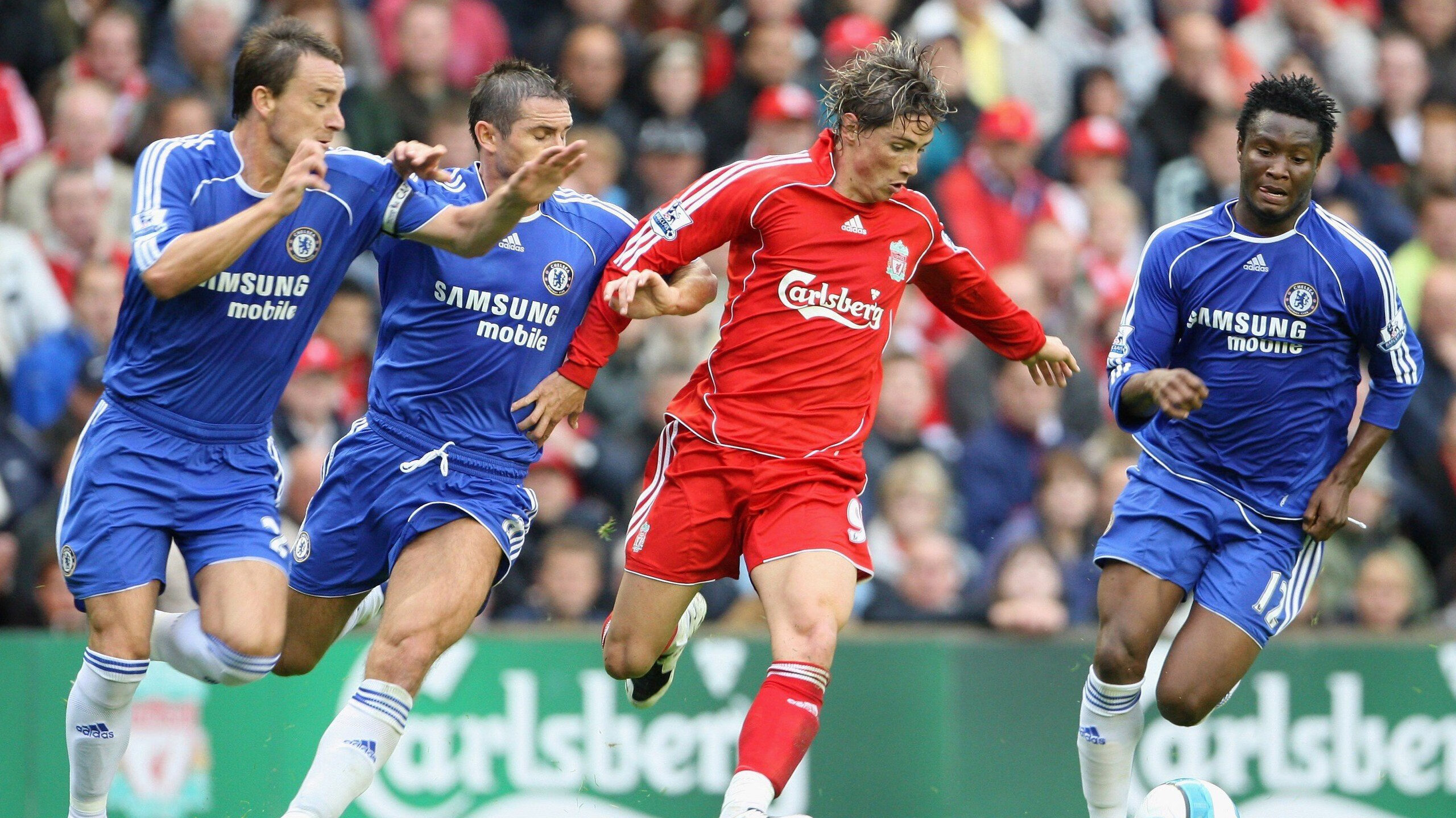 AYX体育官网-热刺客场失利，英超积分榜排名下滑，热刺暂登英超积分榜榜首