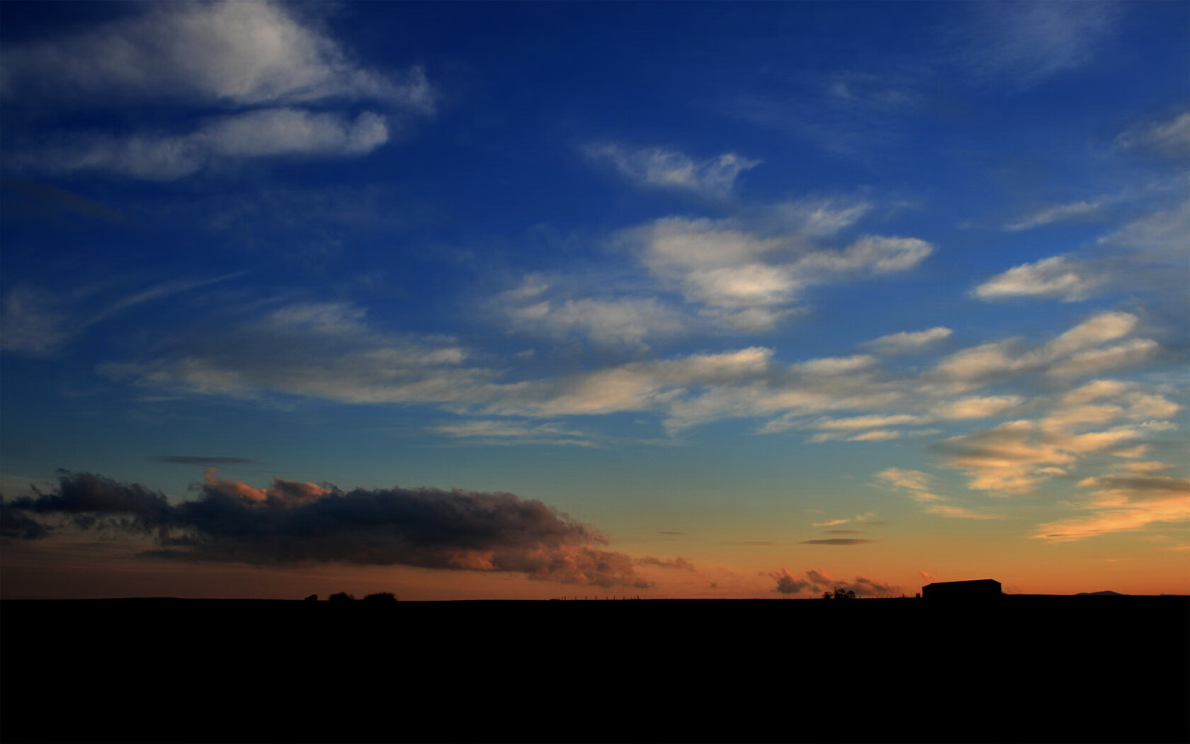 尼斯稳扎稳打逐渐拉近争冠距离,牡香烟价格多少